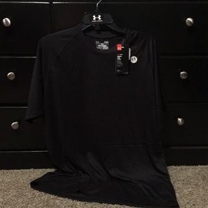 Under Armour T Shirt